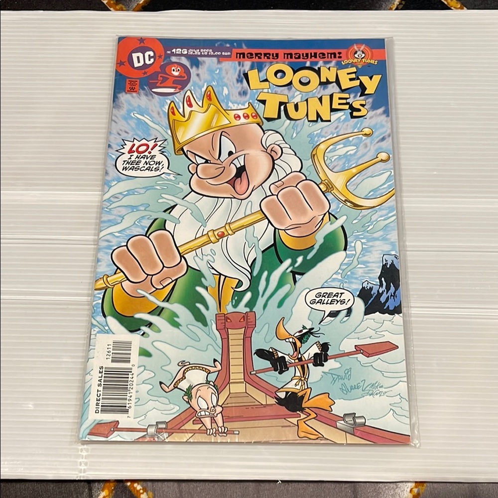 DC Comics Looney Tunes Comic with Blue and Yellow Cover